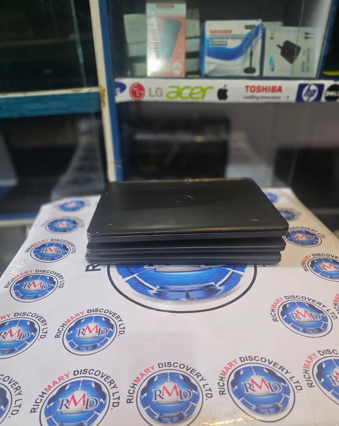 Dell 5440 I Core i5 I 4GB RAM I 256GB l webcam I 14 inches I 4th Gen.
