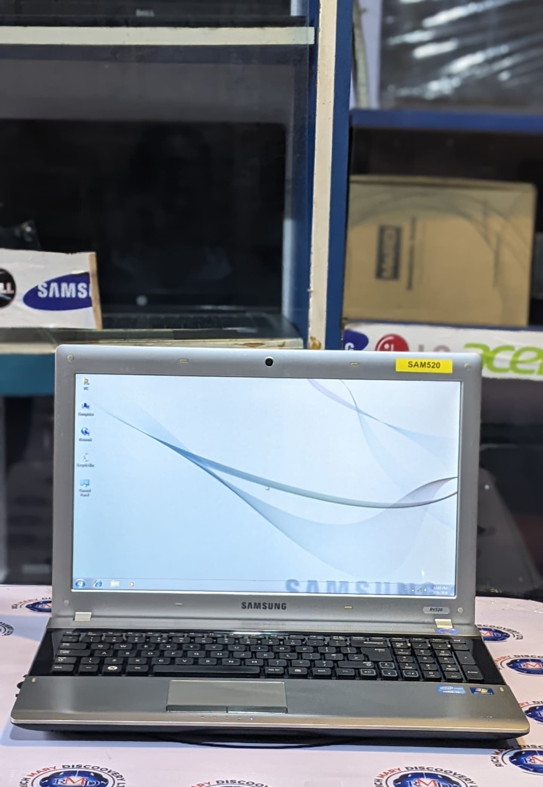 Samsung Rv 250 I Core i3 I 4GB RAM I 250GB I 15.6 screen