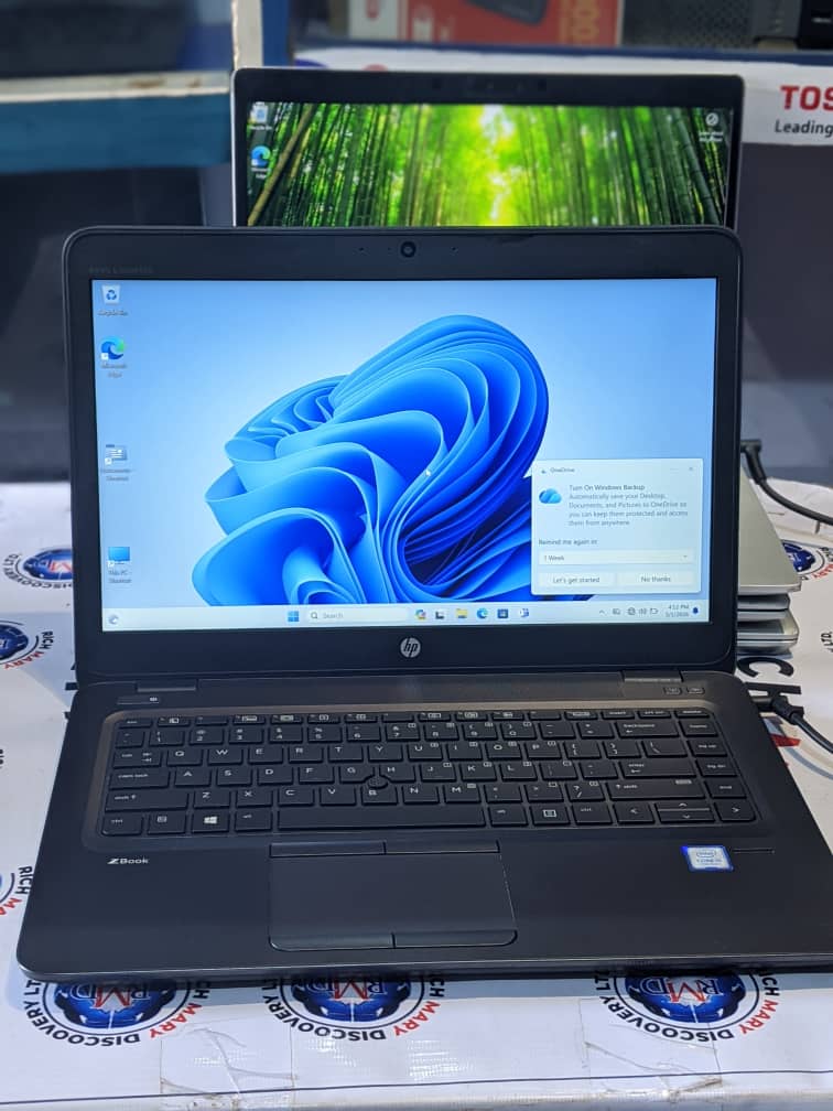 Hp Zbook 14u G4, Corei5, 16gb Ram 256 SSD