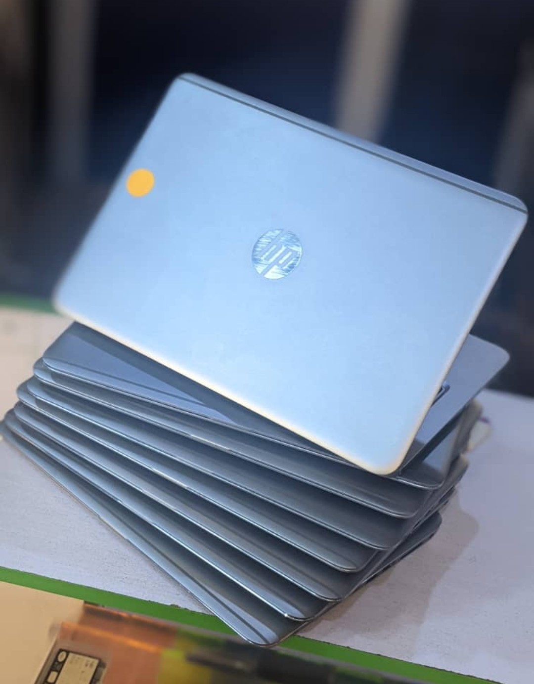 HP EliteBook 1040 G2 | Core i7 I 8GB RAM  I 256GB I 5th Gen  I Keyboard Light