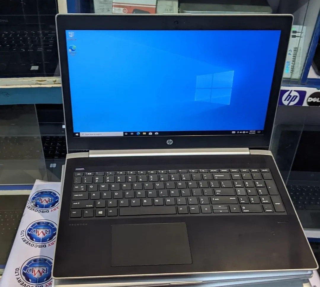 HP ProBook 450 G5 8th Gen  Intel Graphics  Core i5 8GB 256SSD Ultra slim  15.6 screen