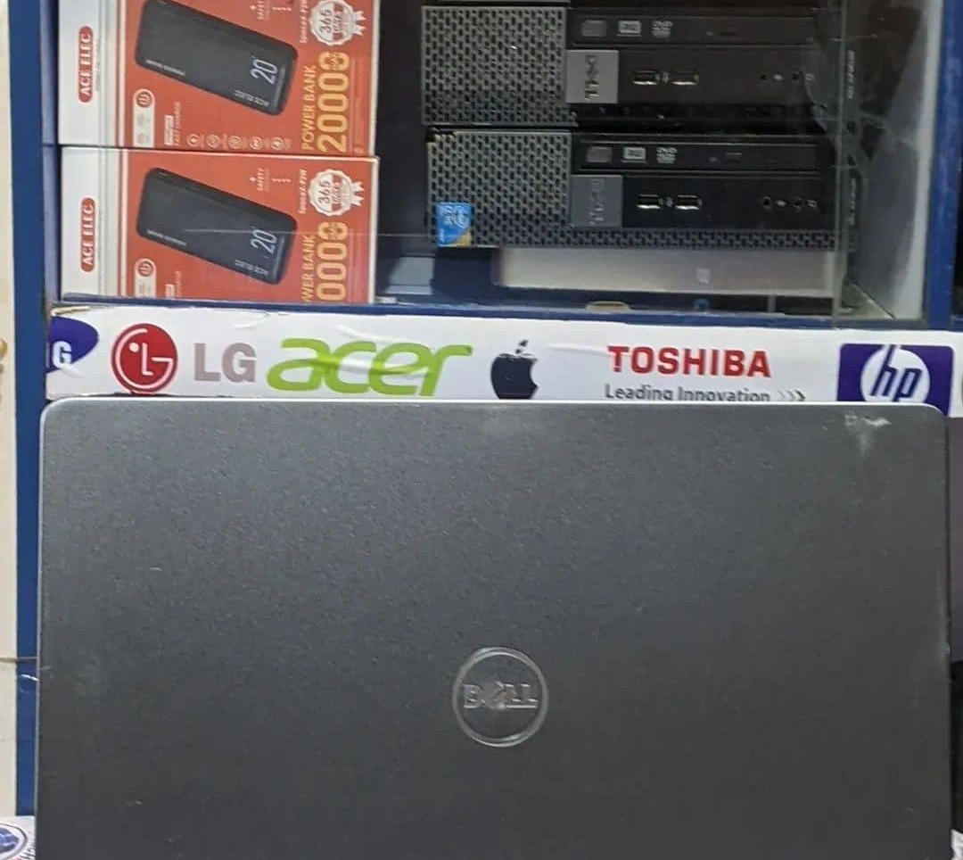 Dell Vostro Core i5 I 8GBRAM  l 256SSD l 7th Gen l 15.6 screen  I Silver color