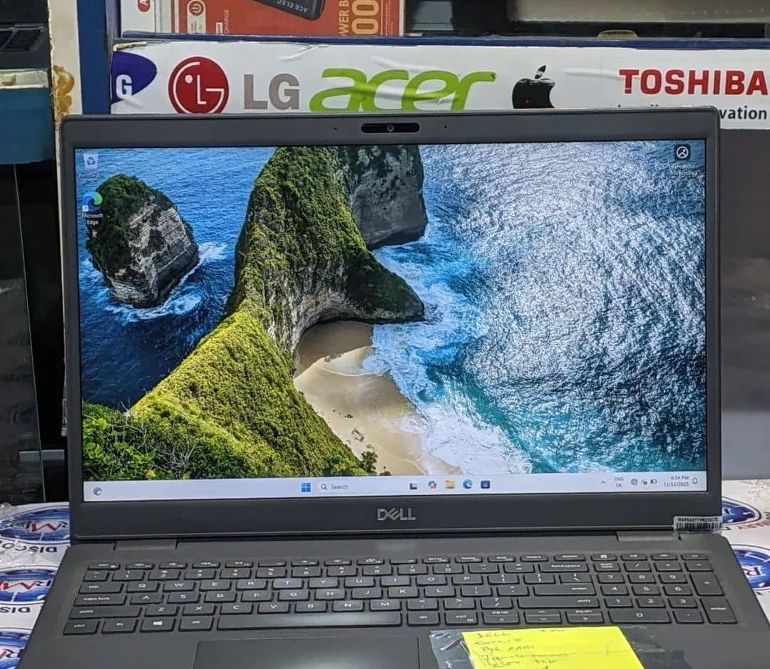 Dell 3510 i Core i5 I  10th Gen I Touch screen  I 8GB I Ram  I 256SSD l FACE ID l 15.6 screen