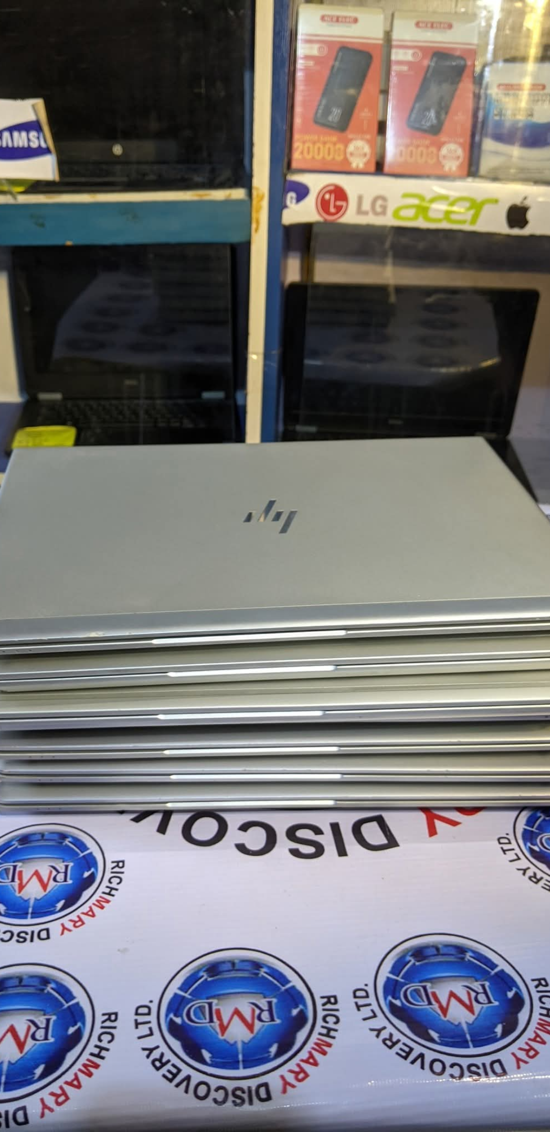 HP 840 G5 Corei5 I RAM: 8GB 256SSD Intel Graphics 8th Gen Ultra slim Screen 14 inches Wifi